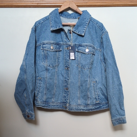 NWT 3X Cropped Denim Jacket Womens 💙 Universal Thread Blue Jean 3XL Fair Trade - Picture 1 of 12